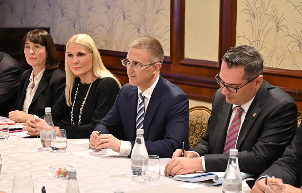 Стефановић и Дуан: Кина подржава борбу да тзв. Косово не уђе у Интерпол